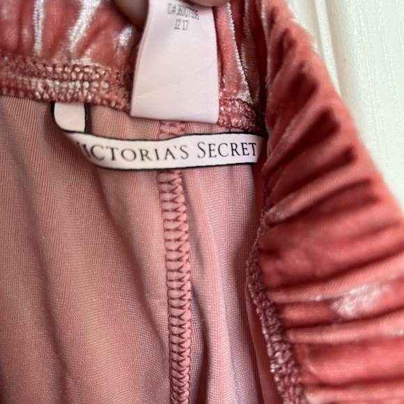 Victoria’s Secret Velour Pants - Picture 7 of 7